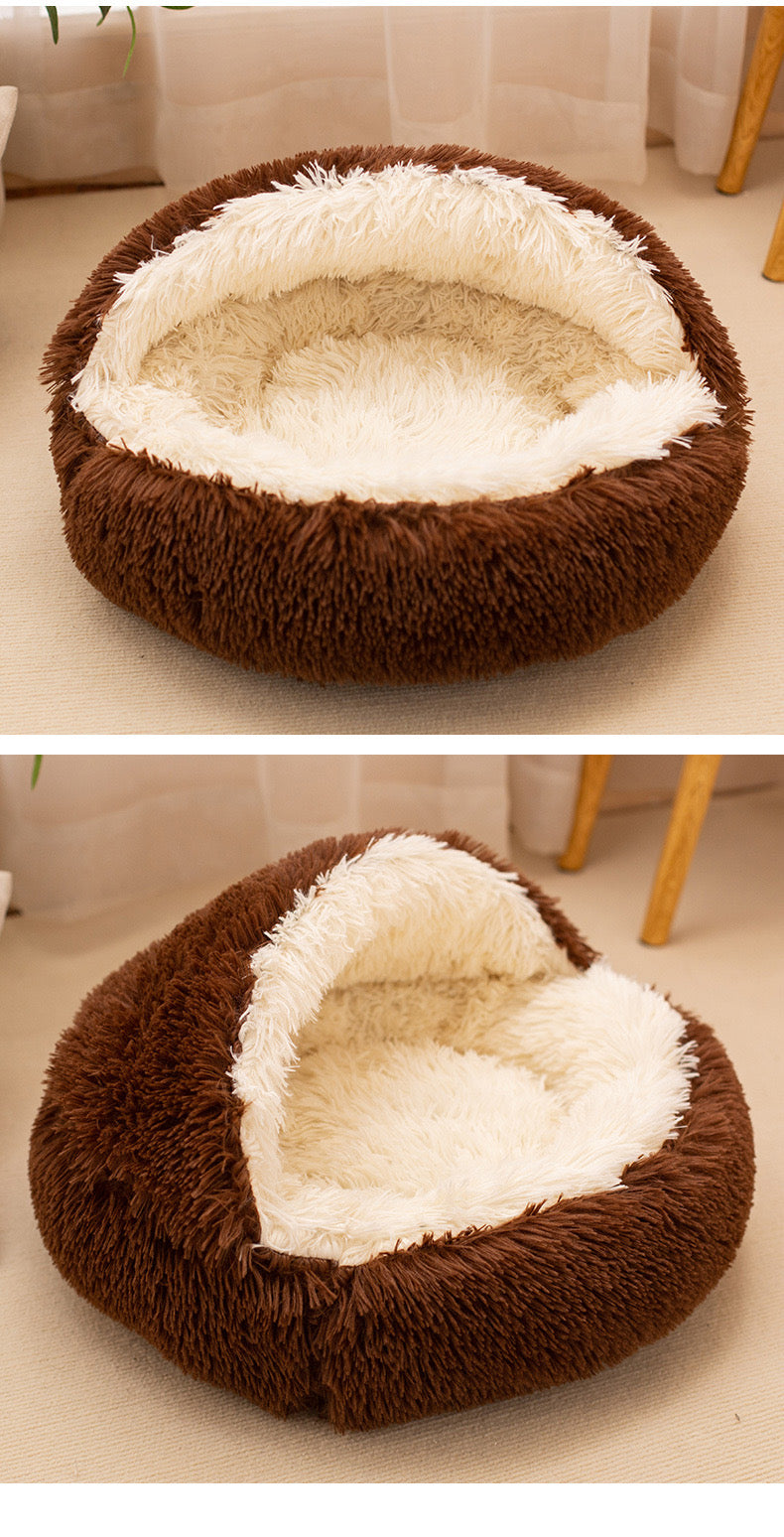 All-Season Insulated Shell-Shaped Semi-Enclosed  Bed - Stylish & Cozy Retreat for Cats & Dogs