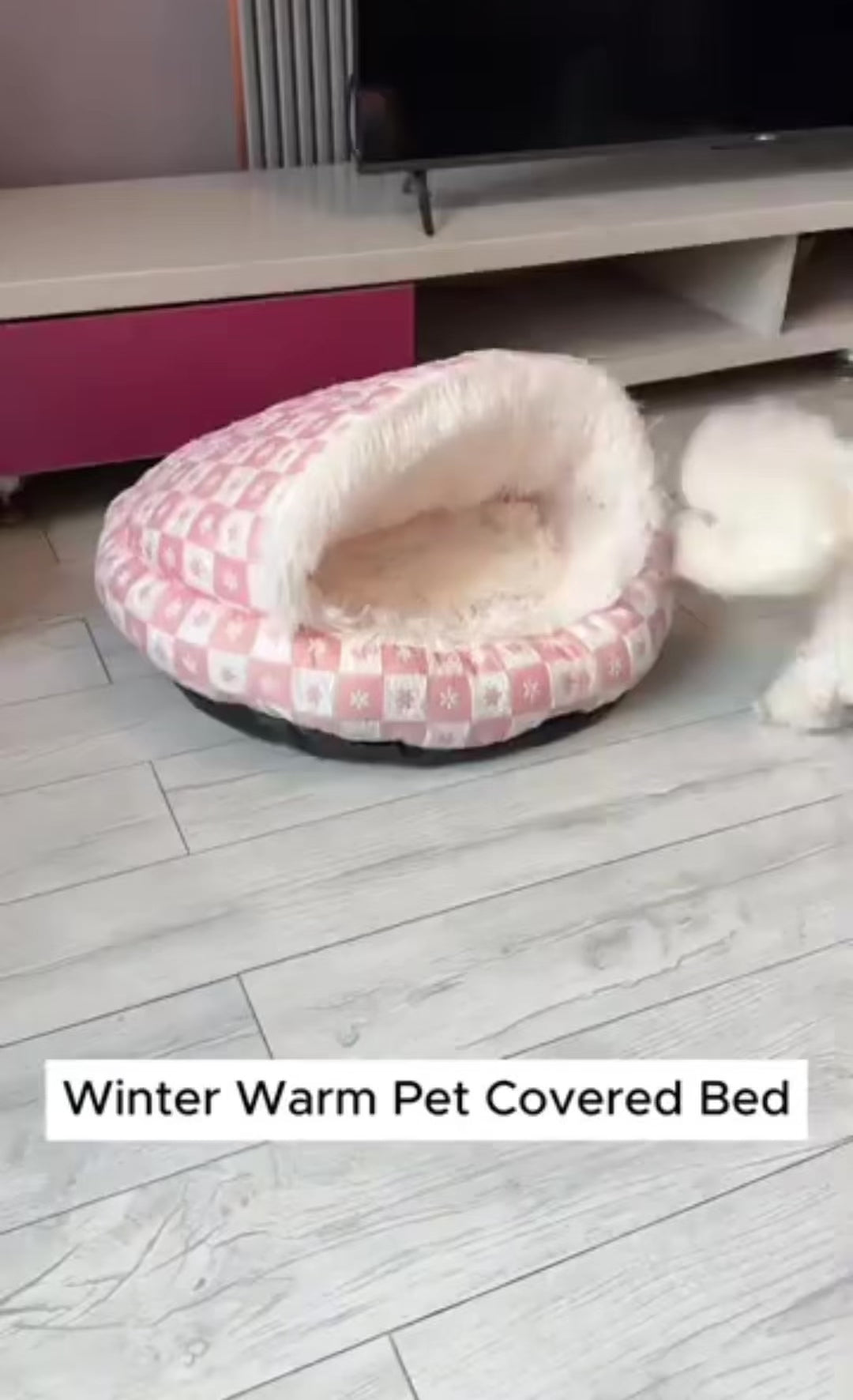 All-Season Insulated Shell-Shaped Semi-Enclosed  Bed - Stylish & Cozy Retreat for Cats & Dogs